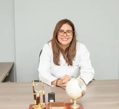 الدكتورة أميرة عثمان،